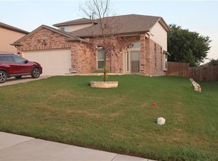 240 Kingfisher Ln, Kyle, TX 78640