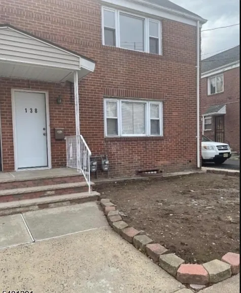 138 Midland Pl — Photo 1