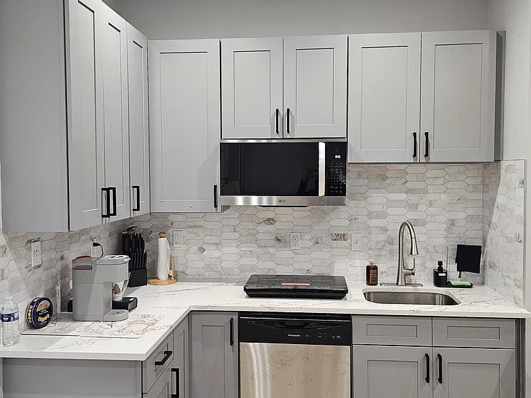 4119 Burke Station Rd — Photo 2