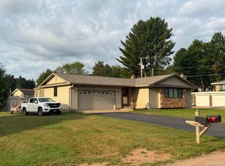 1785 Ellsworth St, Ishpeming, MI 49849