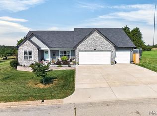 13 Westwood Dr, Salem, MO 65560