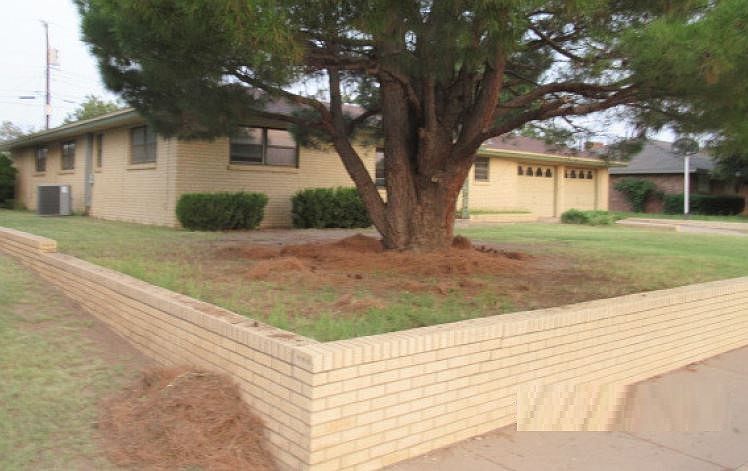 2nd image of 1919 N Rojo Dr