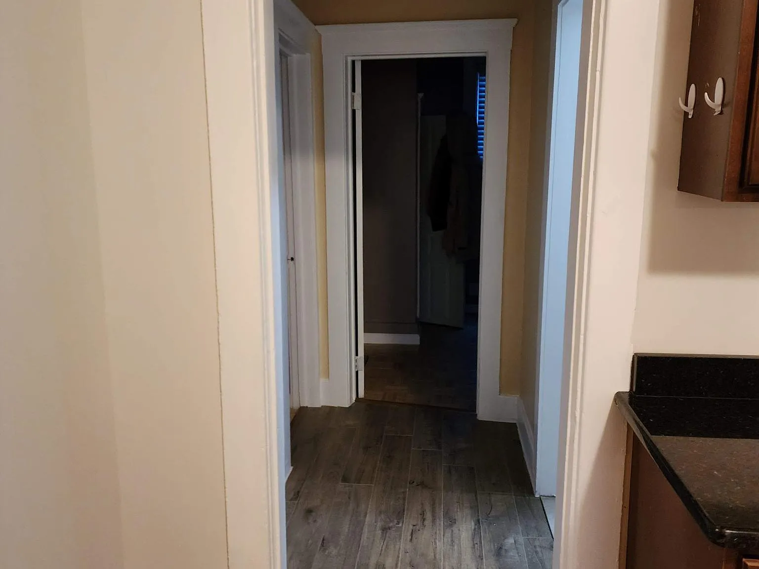 3 bed, $1,300 — Photo 1