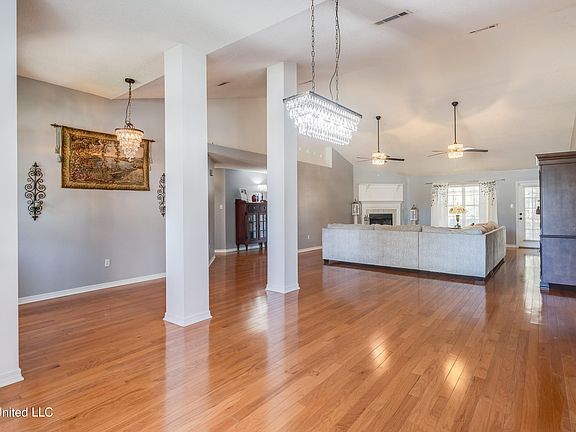 3rd image of 11433 Magnolia Estates Ln