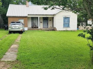 31 W Parnell St, Denison, TX 75020