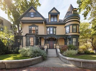 298 Harvard St UNIT 2, Cambridge, MA 02139