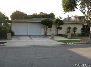 16731 Phelps Ln, Huntington Beach, CA 92649