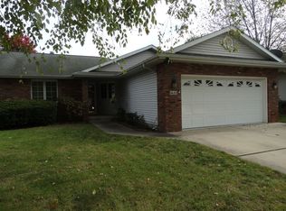 1622 Thornhill Dr, Springfield, IL 62711