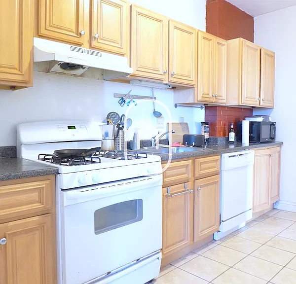 18 Mount Hood Rd #4 — Photo 7