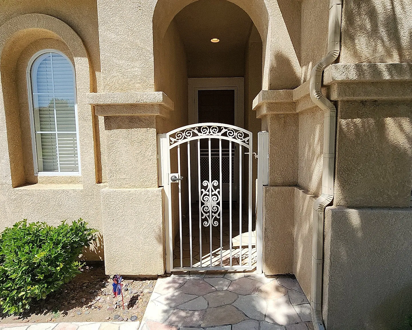 LCL Rental: Beautiful 2BR/2BA Home - The Oasis 55+ Community — Photo 4