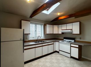 40 Pleasant St #3, Beverly, MA 01915