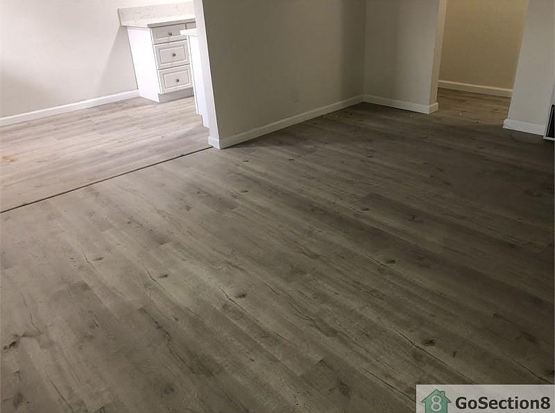 1st image of 1044 W 110th St APT 7