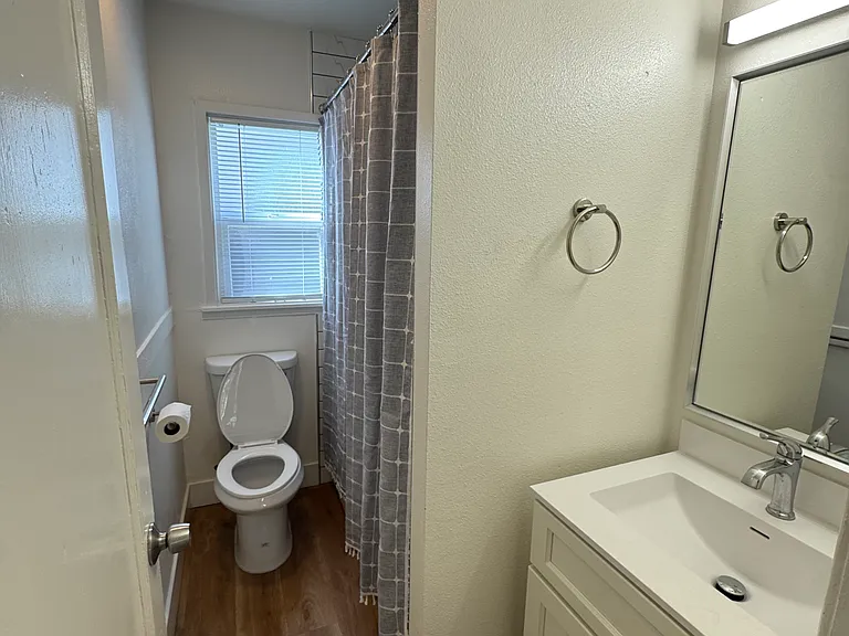 2027 Washington Ave #2027 — Photo 12