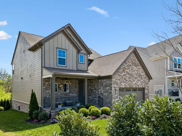 132 Newbury Dr, White House, TN 37188