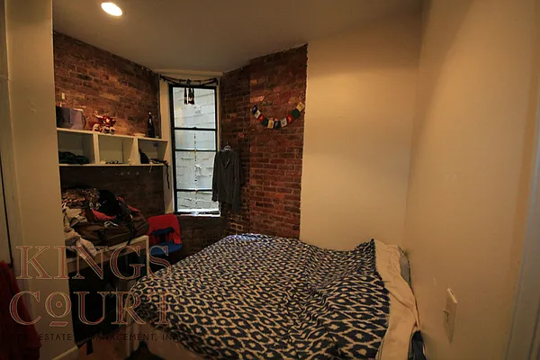 Rented by Kings Court Real Estate | media 39