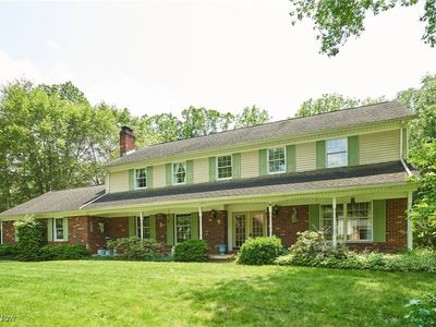 2450 Laurel Valley Dr, Akron, OH, 44313