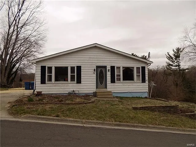 78 Austin Ave photo 1