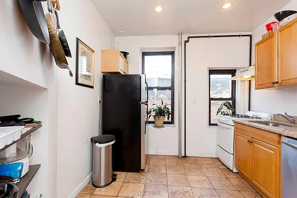 Rented by Town Residential | media 30