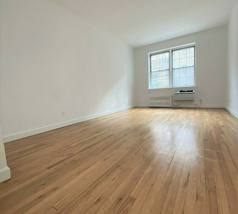 1st image of 534 E 85th St APT 3D
