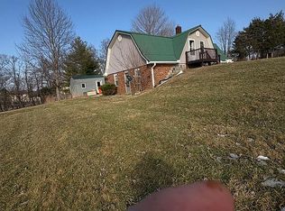 2918 Gaither Station Rd, Elizabethtown, KY 42701
