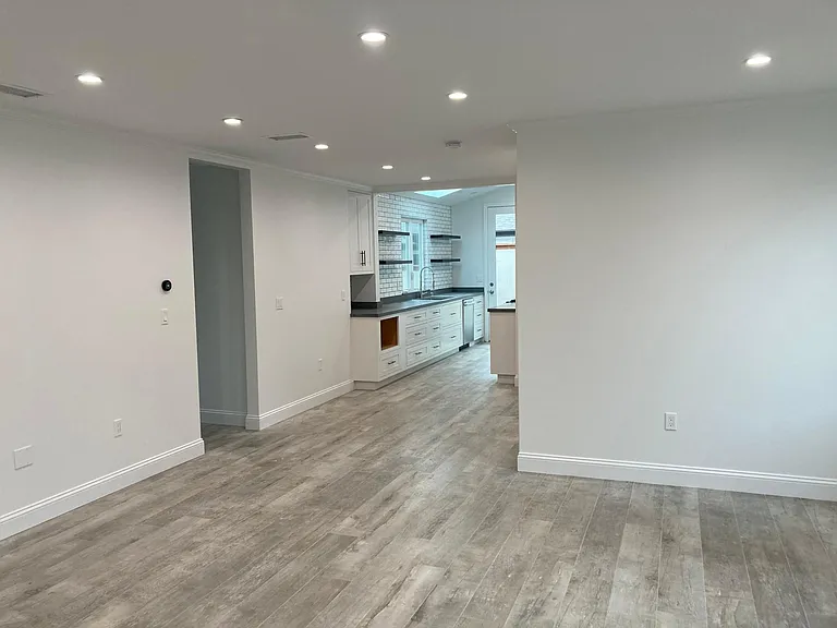 5752 W 85th Pl — Photo 6