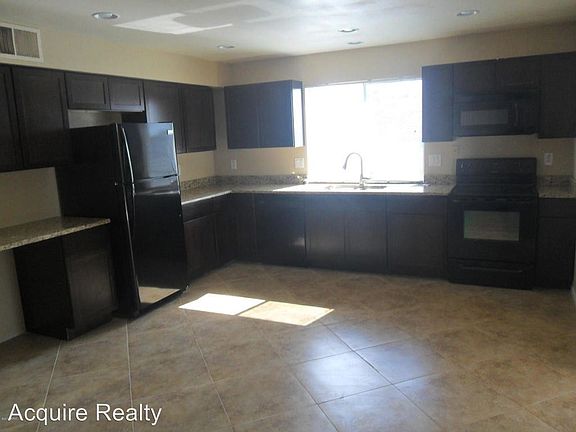 3rd image of 11357 N 114th Dr