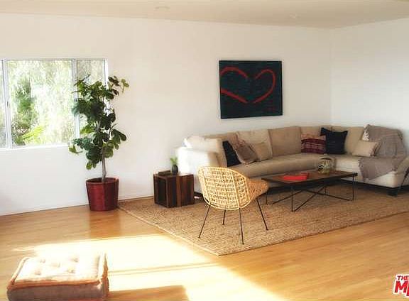5th image of 601 W Avenue 46