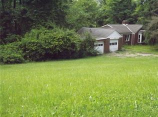 2400 Old Washington Rd, Upper St Clair, PA 15241