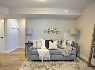 2900 George St #F10, Regina, SK S4V 3W1