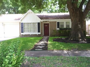 8426 Stroud Dr, Houston, TX 77036