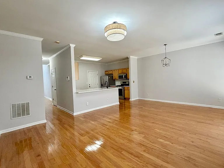 4216 Rogers Creek Ct — Photo 4