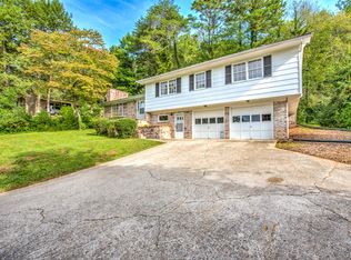 102 Canterbury Rd, Oak Ridge, TN 37830