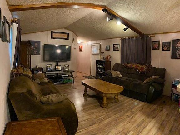 4th image of 324 Dale Dr