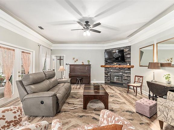 5th image of 91 NW 48th Blvd #13