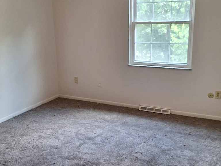 136 Crosswinds Ln — Photo 10