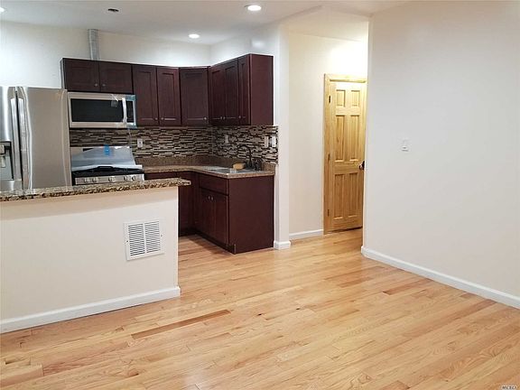 4th image of 65-20 Admiral Ave