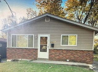 10437 Count Dr, Saint Louis, MO 63136
