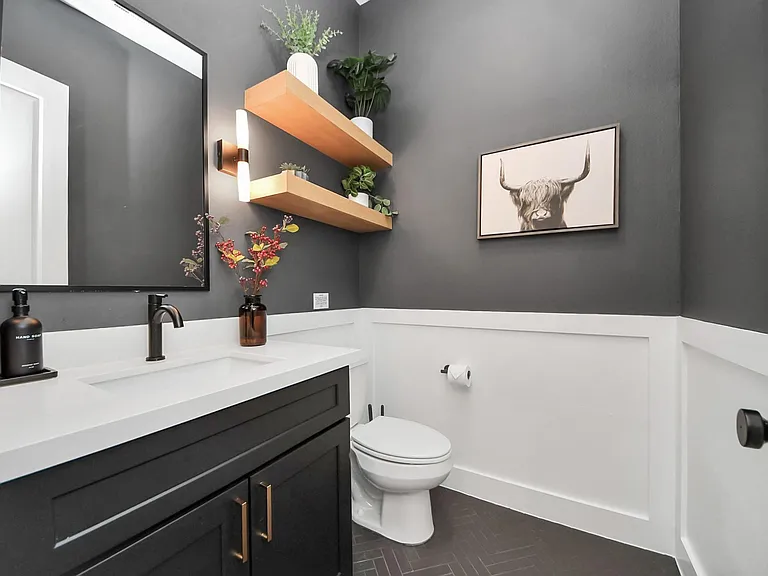 2524 Live Oak St — Photo 14