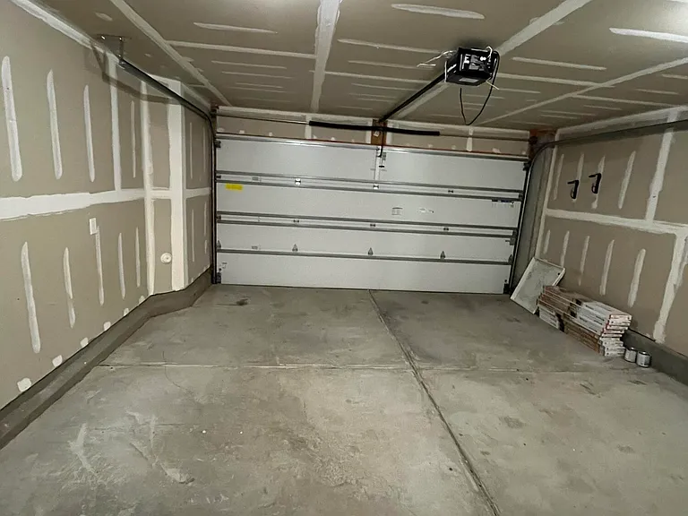 2128 Whitesmith Dr — Photo 33