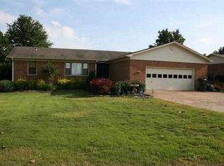 1011 Oriole Dr, Jonesboro, AR 72405