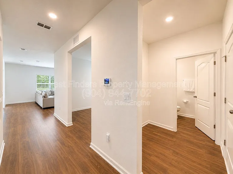 161 Chesterwood Rd — Photo 9