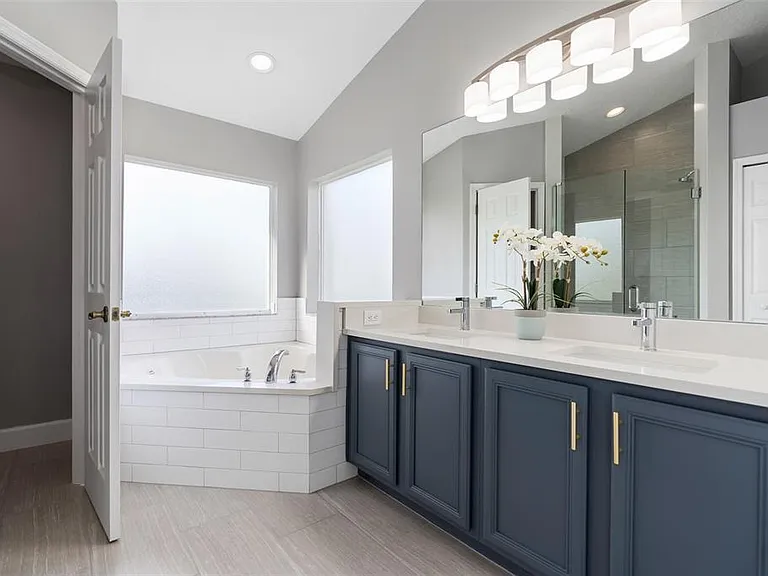 14018 Budworth Cir — Photo 34