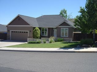 2362 SW Forked Horn Butte Rd, Redmond, OR 97756