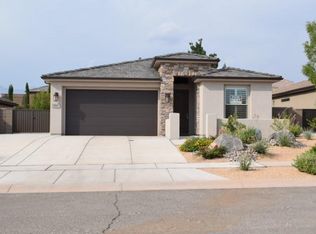 2561 E Desert Cliff Dr, Washington, UT 84780
