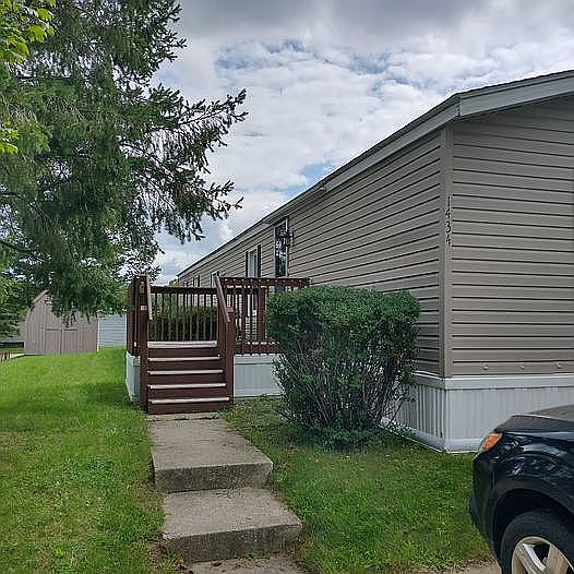 1st image of 1434 Beaver Creek Dr NE