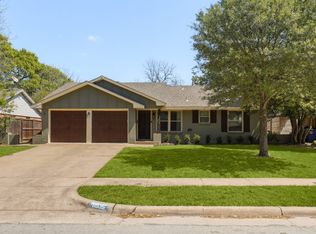8536 Capri Dr, Dallas, TX