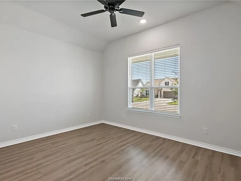 3429 Omaha Ct — Photo 15