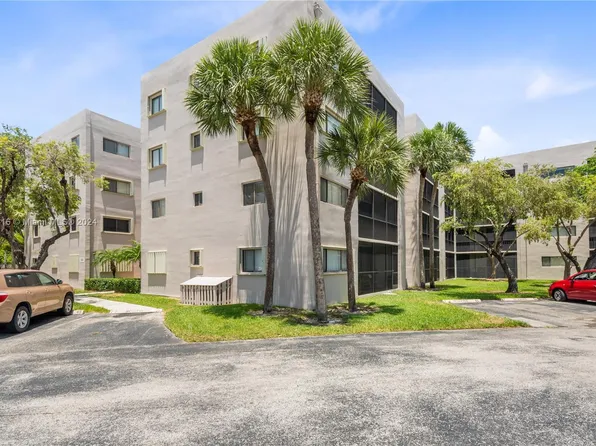 8650 SW 133rd Avenue Rd APT 412, Miami, FL 33183