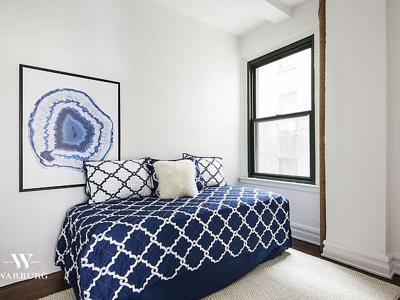 5th image of 131 E 93rd St APT 6C