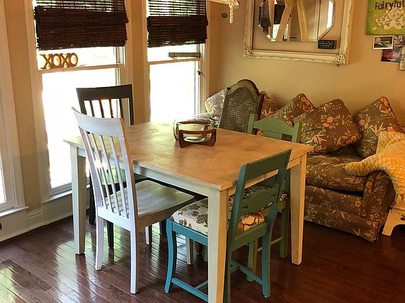 The dining area.
